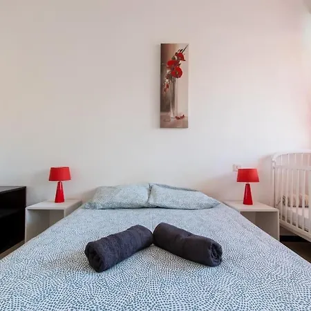 Le Cheops * Piscine * A 5 Minutes * 3 Apartmán *